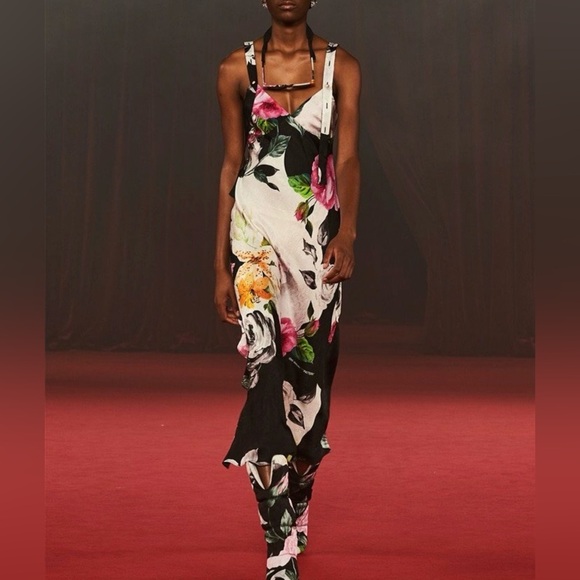 Off-White Dresses & Skirts - RARE Off-White x Virgil Abloh Runway 100% silk floral dress